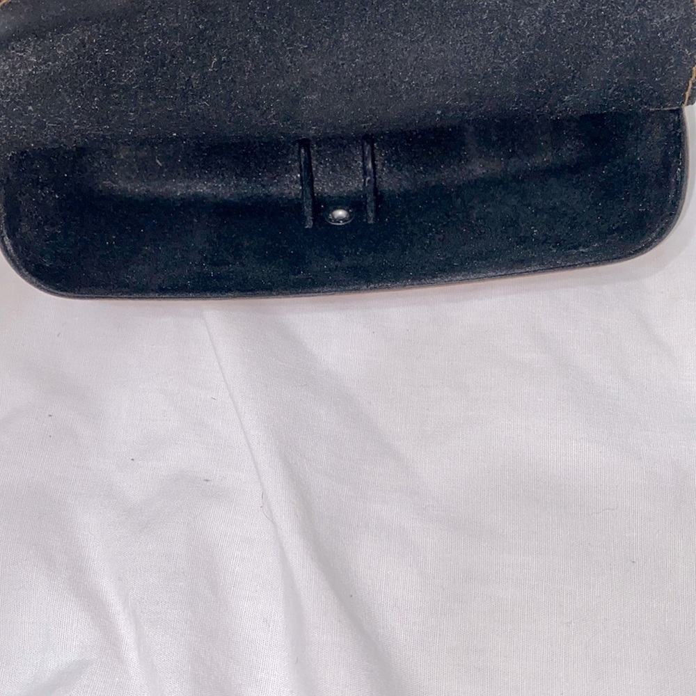 Ray-Ban Sunglasses Case - Picture 3 of 4